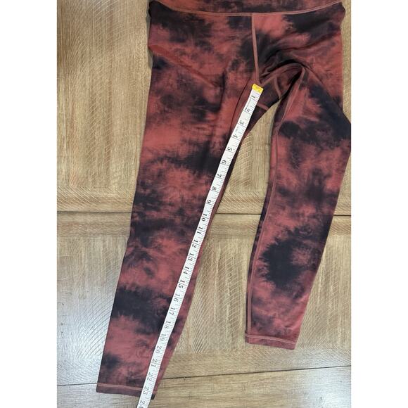 Athleta Elation Ice Dye 7/8 Tight Powervita Maroon Red Black Women’s Size Small - Picture 10 of 15